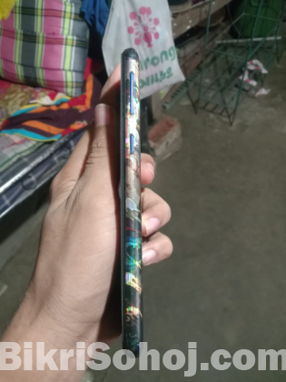 Samsung M20